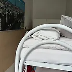 Tangueu Room 76